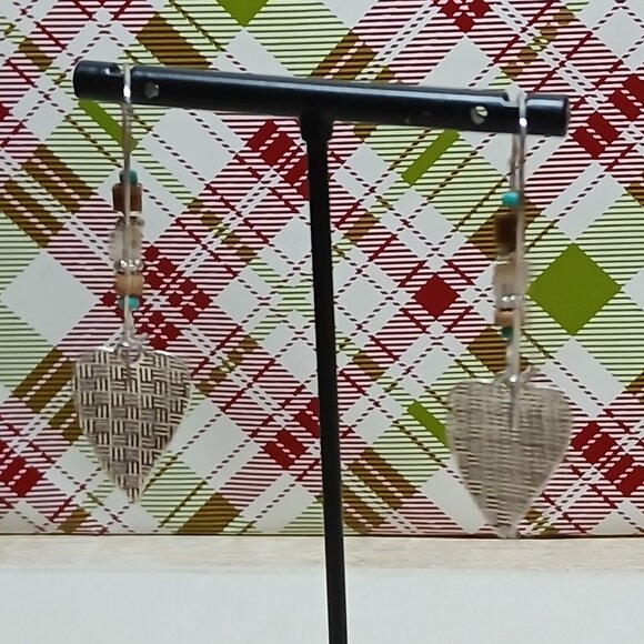 NWOT Fashion Jewelry Silver Tone Southwest Heart Dangle Earrings #12 - Picture 6 of 9
